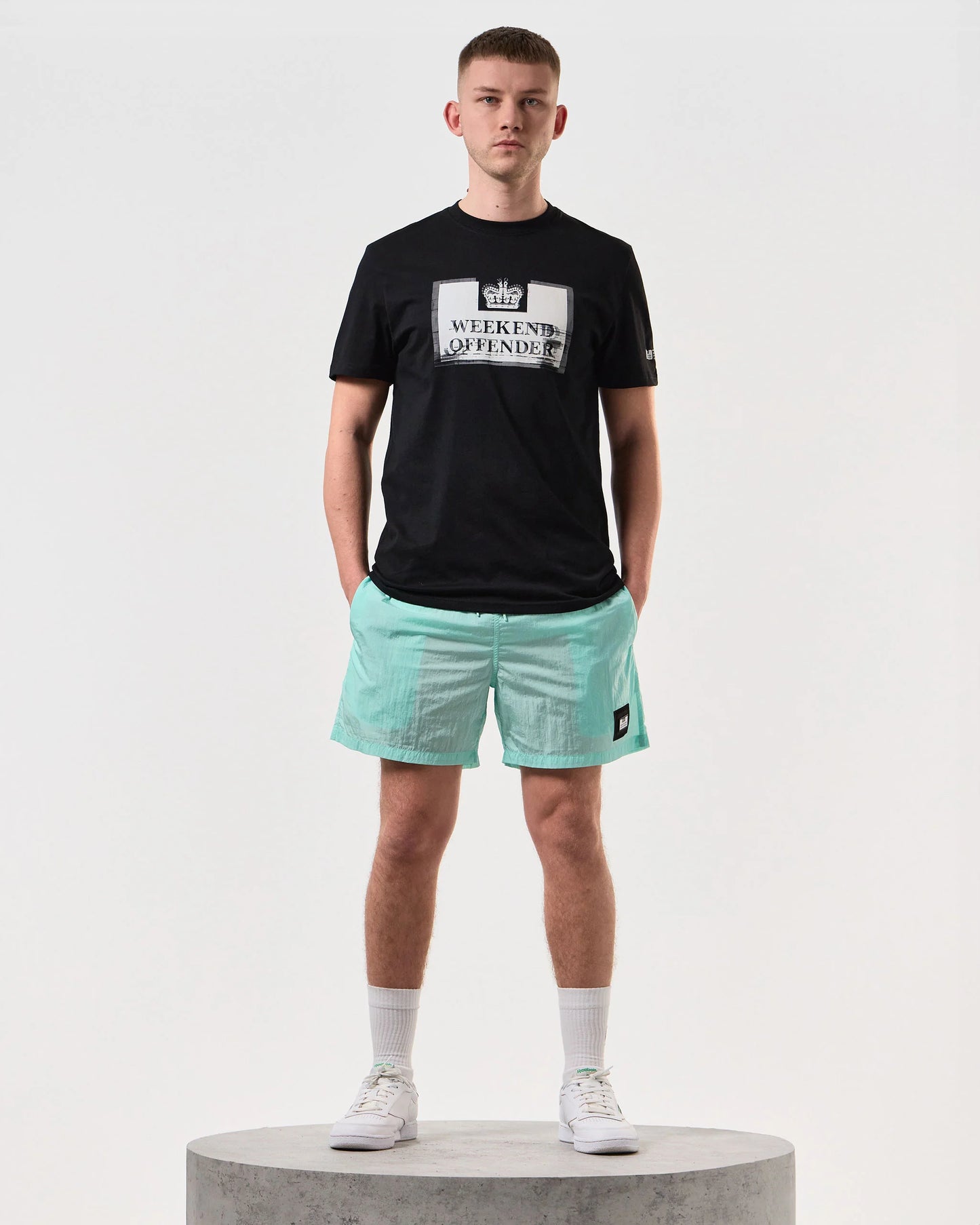 Weekend Offender - Bonpensiero Graphic T-Shirt Black
