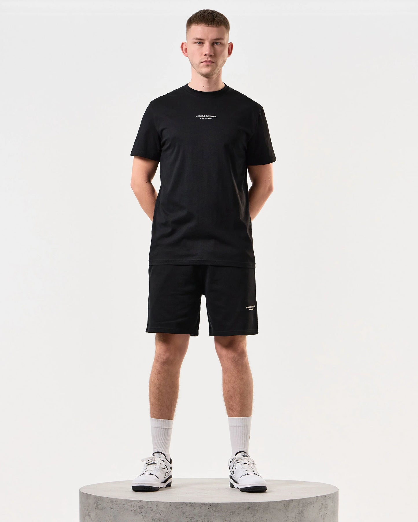 Weekend Offender - Millergrove T-Shirt Black / Alabaster