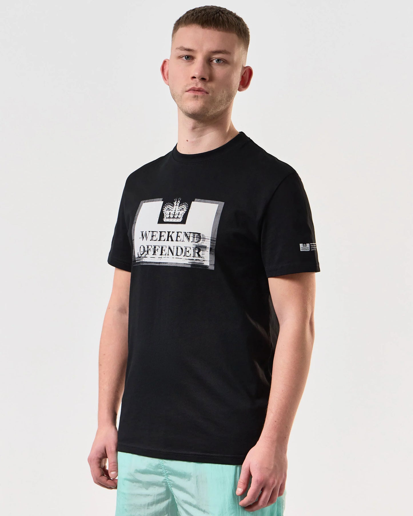 Weekend Offender - Bonpensiero Graphic T-Shirt Black